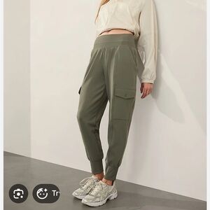 Athleta Venice High Rise Cargo Joggers